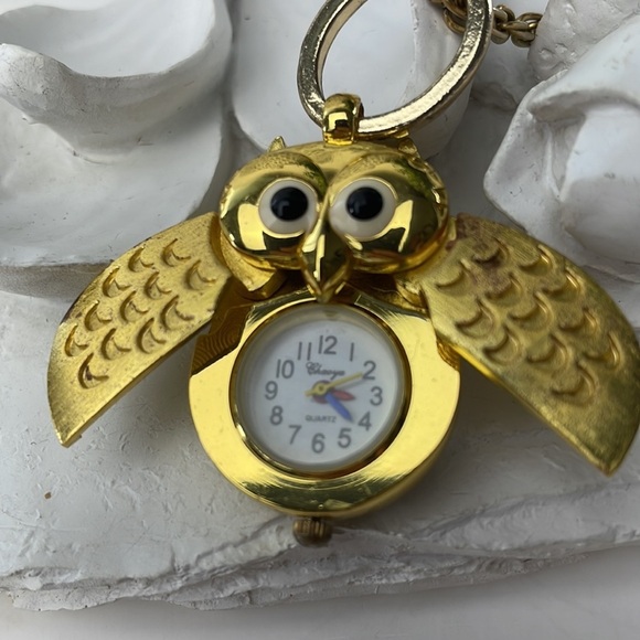 Vintage Cute Owl Watch Necklace - Picture 2 of 11